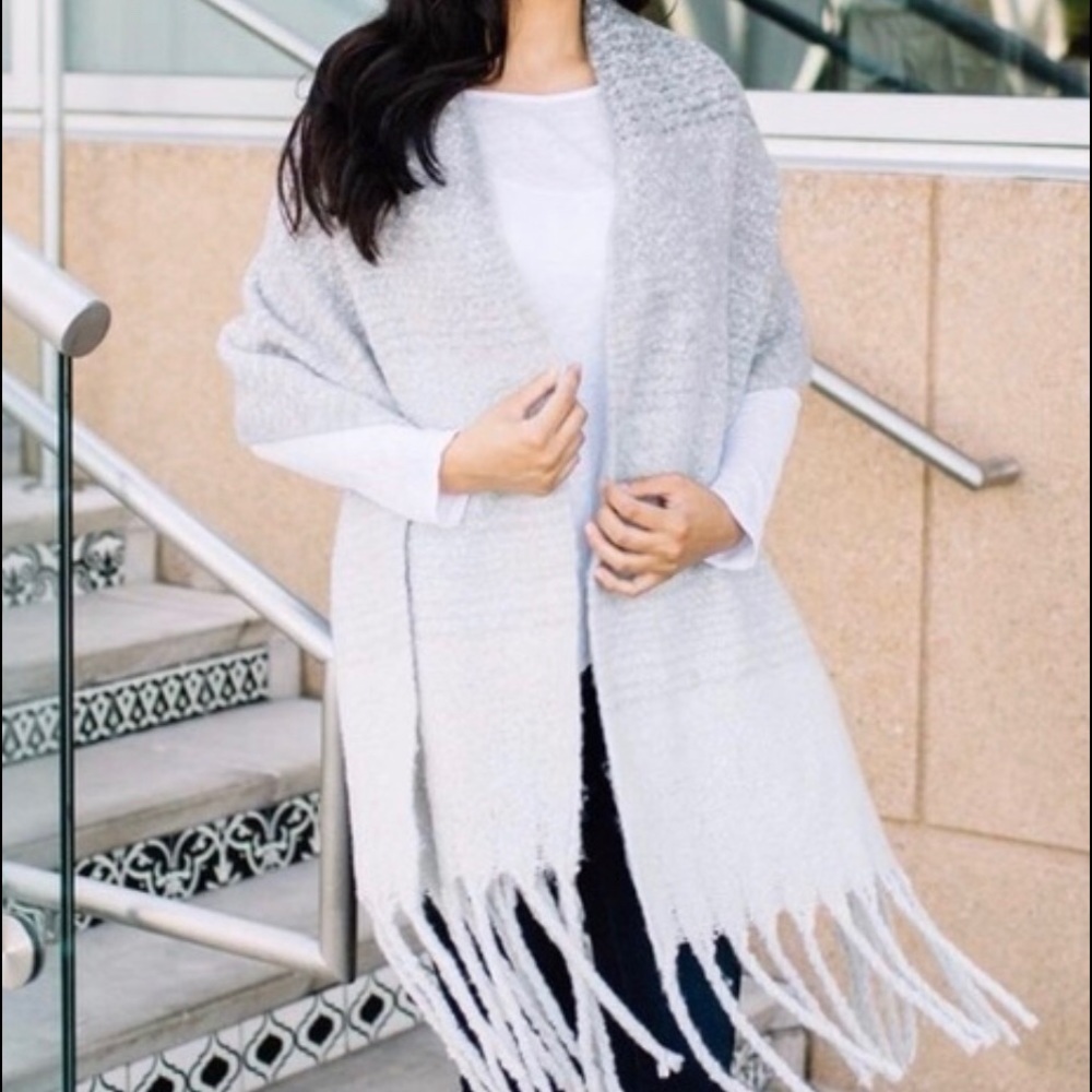 Mersea & Co wrap